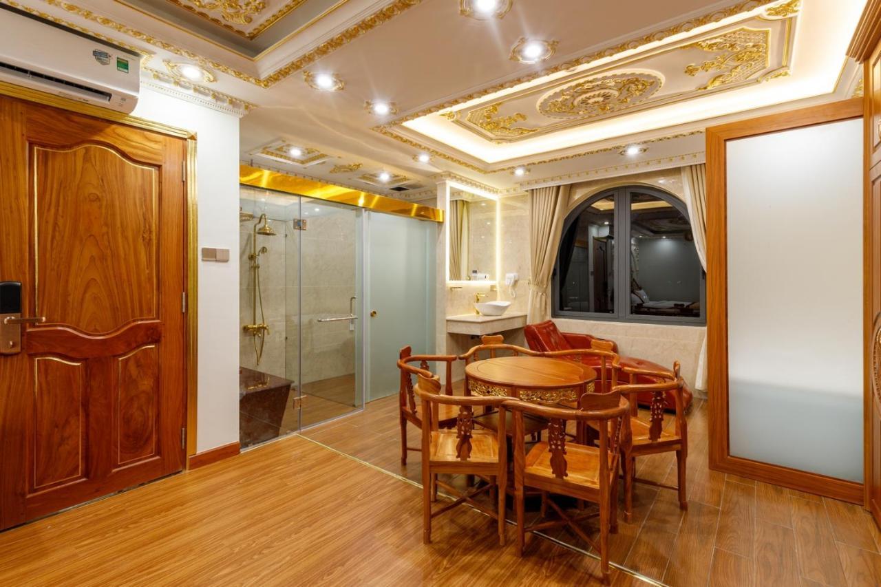 Tri Tam Hotel - Khach San Tri Tam Ben Luc Bagian luar foto
