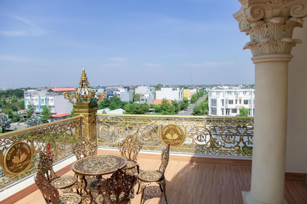 Tri Tam Hotel - Khach San Tri Tam Ben Luc Bagian luar foto