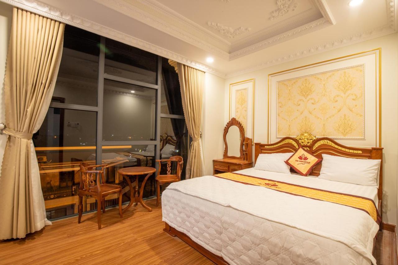 Tri Tam Hotel - Khach San Tri Tam Ben Luc Bagian luar foto