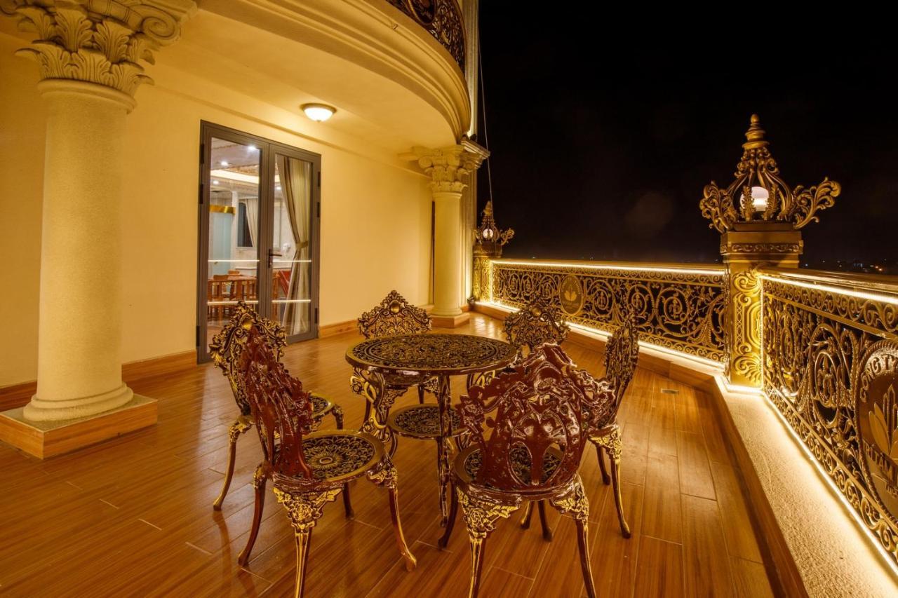 Tri Tam Hotel - Khach San Tri Tam Ben Luc Bagian luar foto