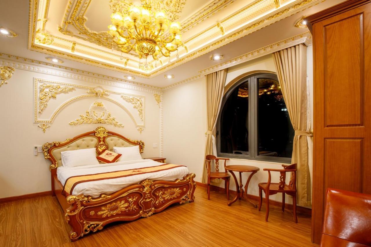Tri Tam Hotel - Khach San Tri Tam Ben Luc Bagian luar foto