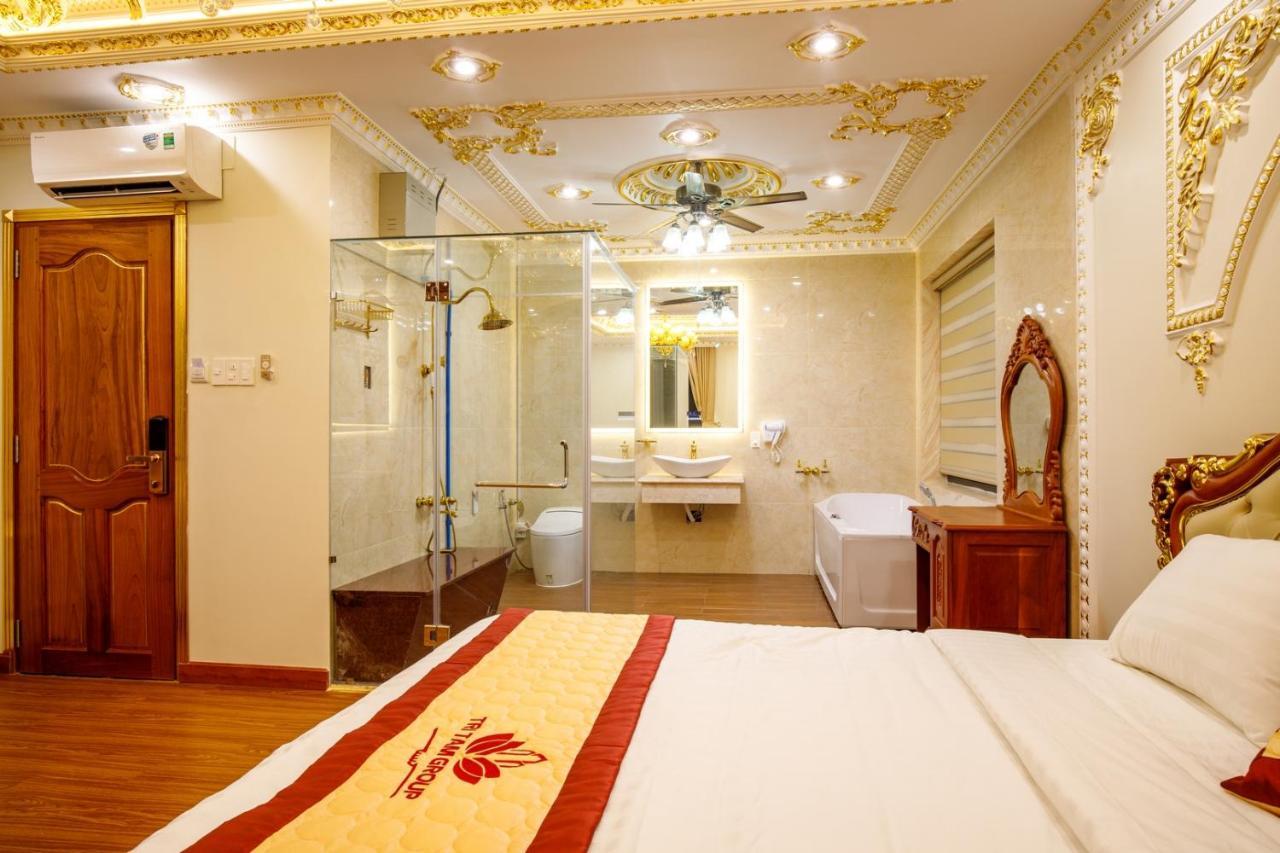 Tri Tam Hotel - Khach San Tri Tam Ben Luc Bagian luar foto