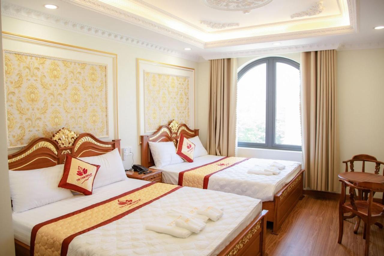 Tri Tam Hotel - Khach San Tri Tam Ben Luc Bagian luar foto